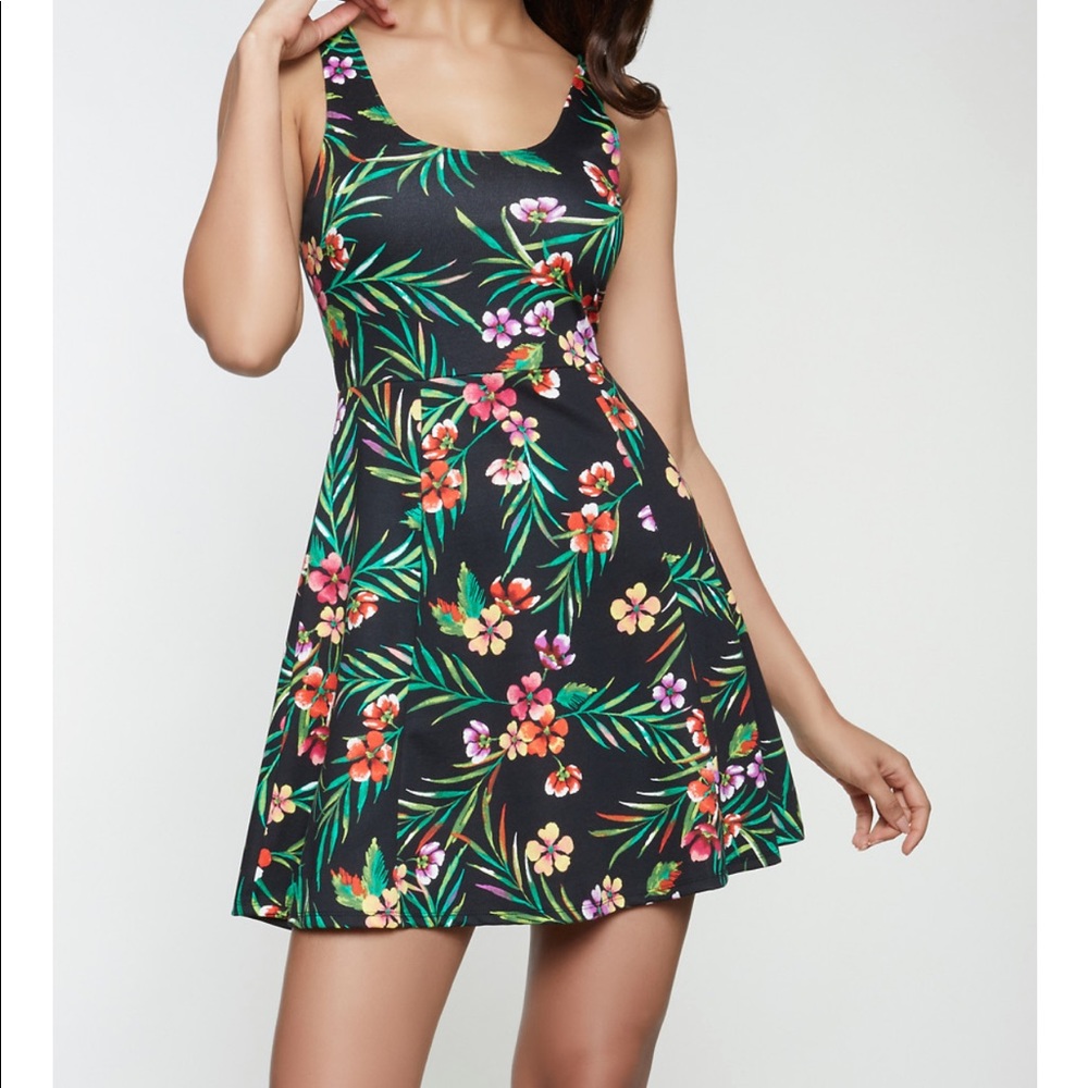 Sleeveless Printed Skater Dress